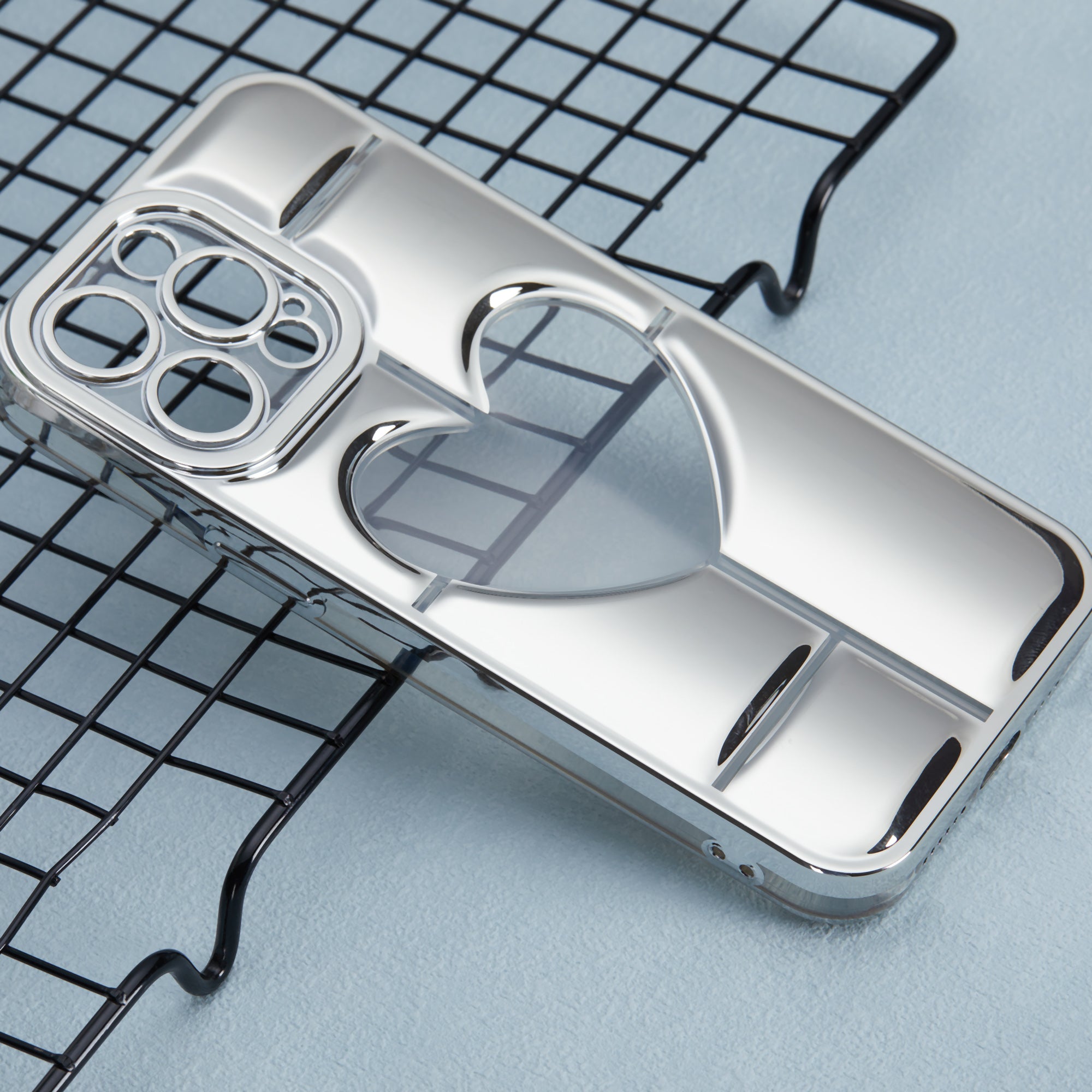 MNS Series for iPhone 14 Pro TPU Case Electroplating Phone Cover Clear 3D Heart Shape - Silver MNS Series for iPhone 14 Pro TPU Case Electroplating Phone Cover Clear 3D Heart Shape - Silver